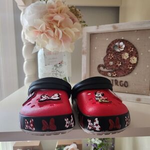 CROCS Kids Red and Black Bow Minnie Mouse